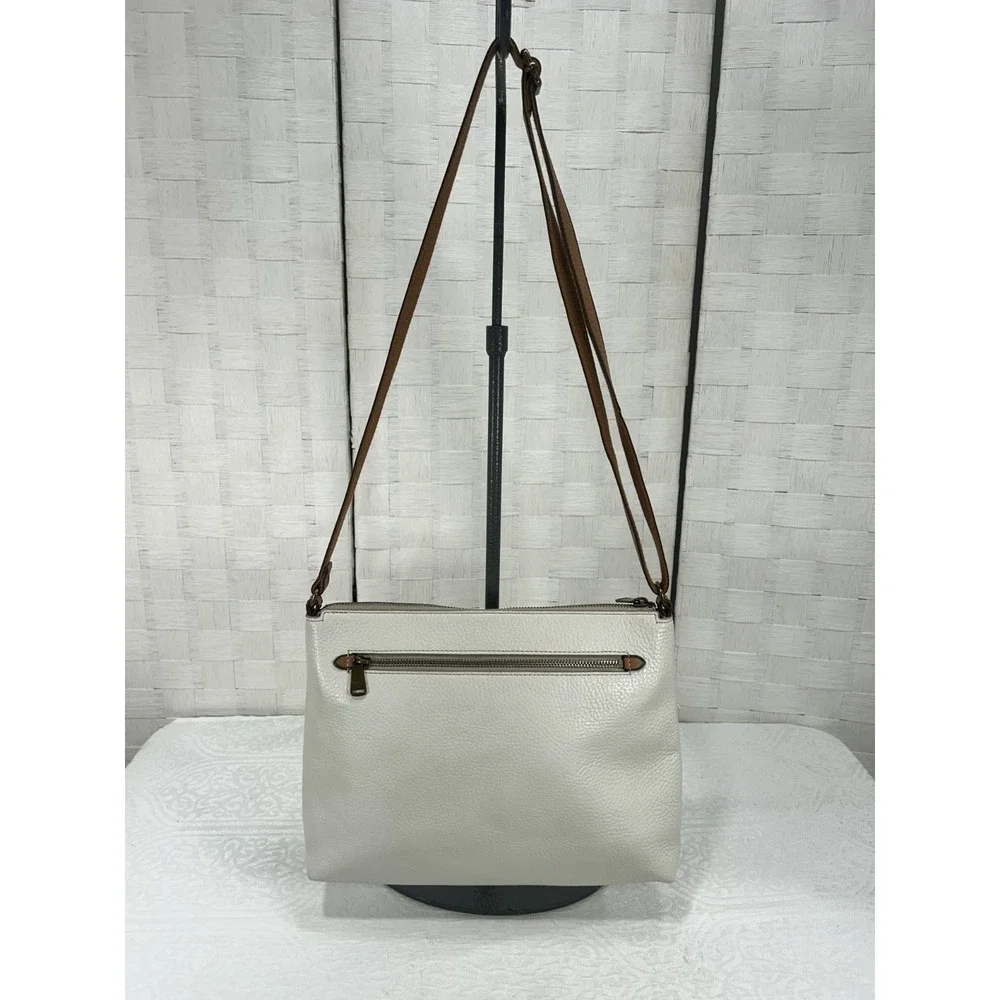 Fossil cream & brown pebbled leather purse zip closure womens